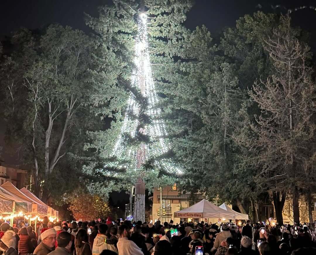 Guia de actividades temáticas de Natal em Santa Clara Guide to Christmas-Themed Activities in Santa Clara
