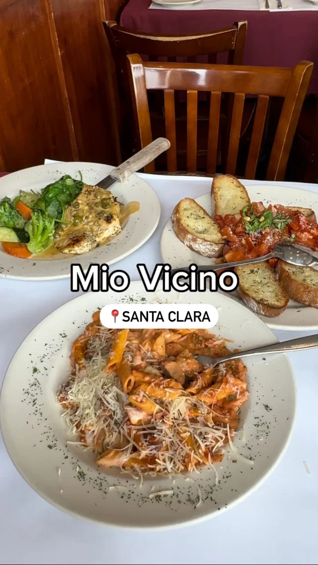 🍝 Craving authentic Italian flavors in Santa Clara? 🇮🇹✨ @mio_vicino —which literally means “My Neighbor” in Italian—has been a neighborhood gem in Santa Clara’s historic downtown, serving the community since 1992! 🍷🍽️ Here are some must-try dishes we had:🥪 Vicino Panino – A hearty Italian sandwich packed with flavor.🧀 Baked Panne with Italian Sausage – Cheesy, oven-baked perfection.🥖 Bruschetta – Fresh tomatoes, basil & garlic on crispy bread.🐙 Calamari – Lightly fried & perfect for dipping!For over 30 years, Mio Vicino has been more than just a restaurant—it’s a local favorite where neighbors gather for great food and good times. ❤️🇮🇹 Stop by & taste the tradition!#SantaClaraEats #MioVicino #ItalianFood #SantaClara #NeighborhoodGem #BayAreaBites #DiscoverSantaClara