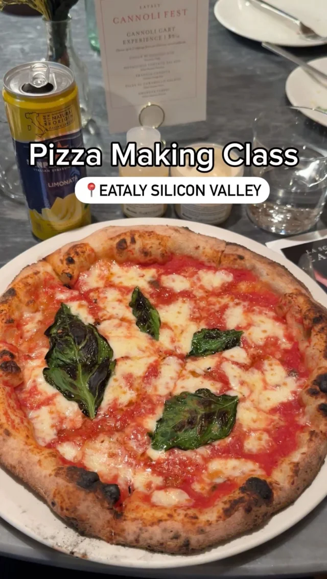 Master the art of pizza making at @eatalysiliconvalley 🍕Learn the secrets behind the perfect Italian pie from homemade dough to a perfect bake. Bring a friend or two or enjoy a solo evening as you step into the world of a professional pizza chef! 🧑‍🍳📍 2855 Stevens Creek Blvd, Santa Clara, CA 95050Sign up for the next pizza making class on April 24th and explore more events at their wedding! 🇮🇹#santaclara #siliconvalley #bayareathingstodo #southbayarea #bayareaactivities #bayarea #discoversantaclara