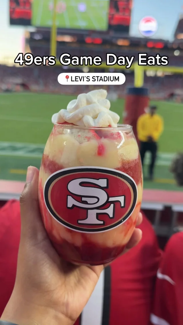 Game day got you hungry? @levisstadium’s got you covered with title worthy bites! 🏟️🍽️From classic game day snacks to full on feasts, the concession selection at Levi’s Stadium has no bounds. 😋🏈Here’s what we had:🥑 Chips & Guacamole from @eatpuesto - Sections 116 & 129🦀 Crab Sandwich from Crab Sammies - Section 124🥙 Halal Lamb & Beef Gyro from @kabobtrolley - Section 119🍜 Garlic Noodles from Dynasty Noodles - Section 110🍓Strawberry Concha Parfait from State Fair Sweets - Section 122What’s your favorite Levi’s Stadium bite? Comment below ⬇️ 👉🏼 Follow @discoversantaclara for more news and updates on what’s trending in Santa Clara!📸 Tag us and use #discoversantaclara for a chance to be featured!#santaclara #bayarea #bayareaeats #levisstadium #foodie #bayareafoodie #food #gamedayfood #49ers